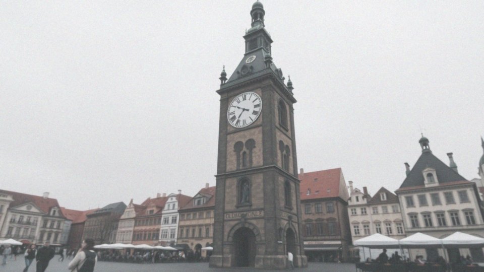 Jakie są plany dotyczące przyszłych zmian czasu w Polsce?
