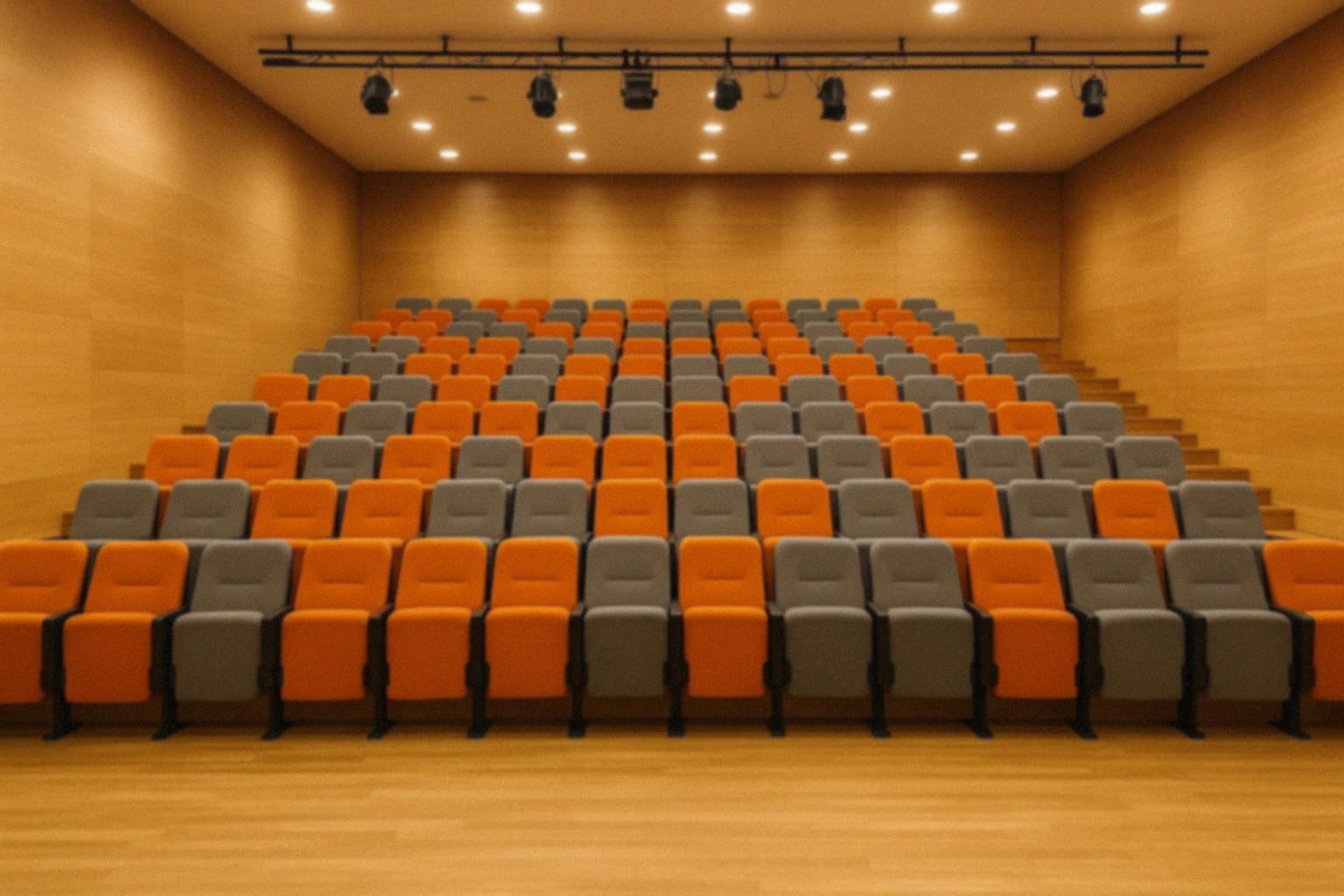 Nowe zajęcia rękodzieła w Pruszkowie: Tworzenie ozdobnych poduszek